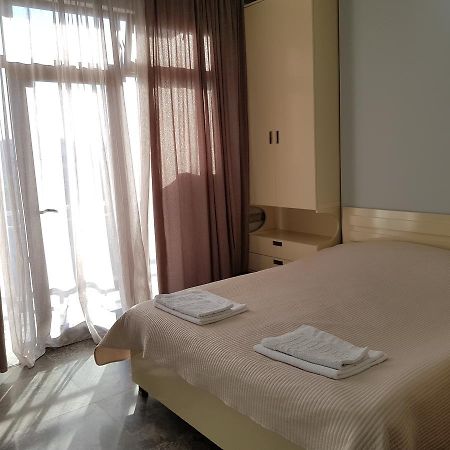 Apartament Gia Batumi Eksteriør bilde