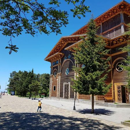 Apartament Gia Batumi Eksteriør bilde