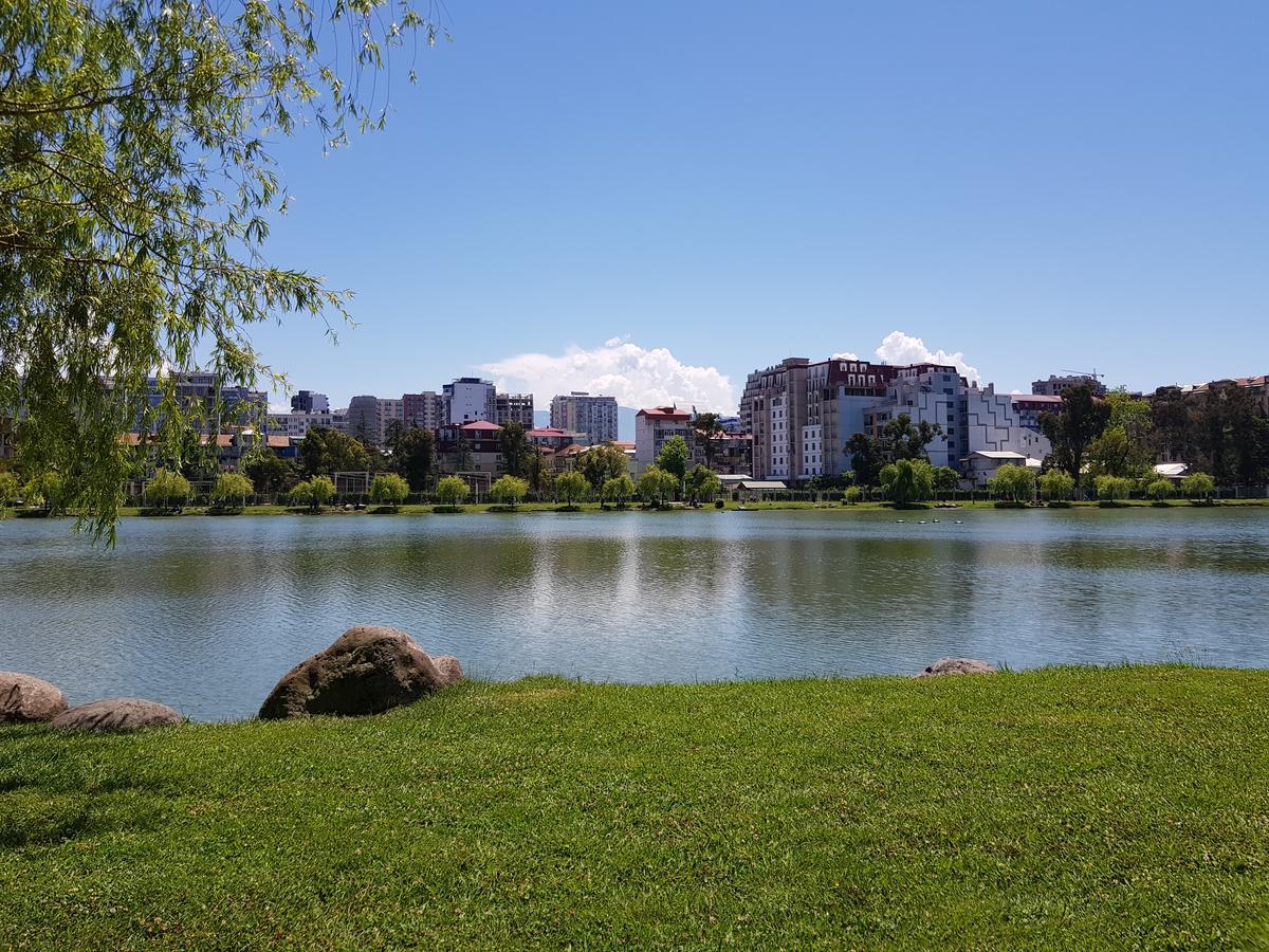 Apartament Gia Batumi Eksteriør bilde