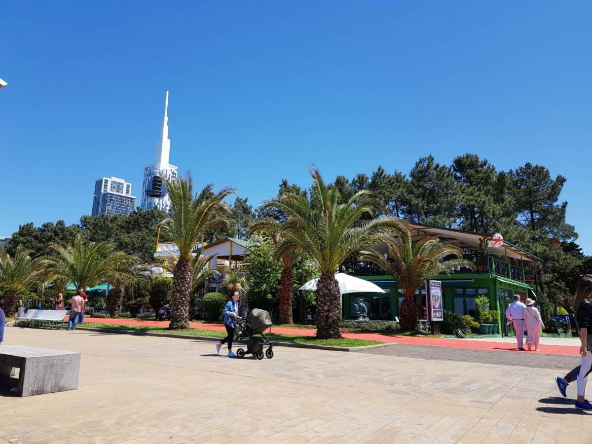 Apartament Gia Batumi Eksteriør bilde